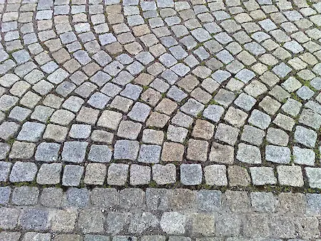 Bild in der Bildergallerie zu Granit Pflaster