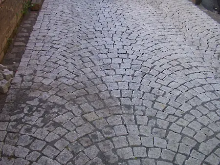 Bild in der Bildergallerie zu Granit Pflaster