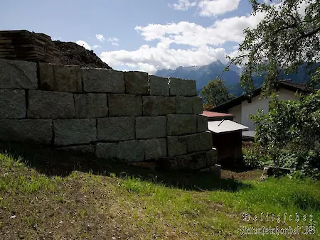 Bild in der Bildergallerie zu Granit Mauersteine