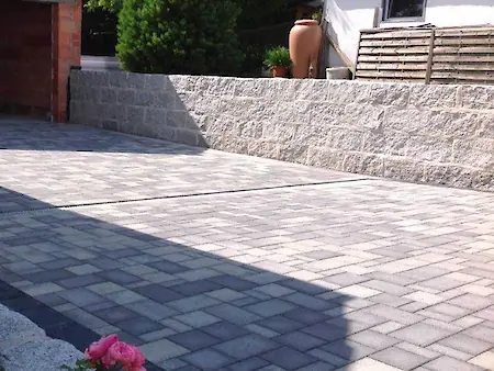 Bild in der Bildergallerie zu Granit Mauersteine