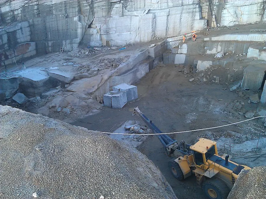 Bild zu den Informationen zu Natursteinhandel Alltag