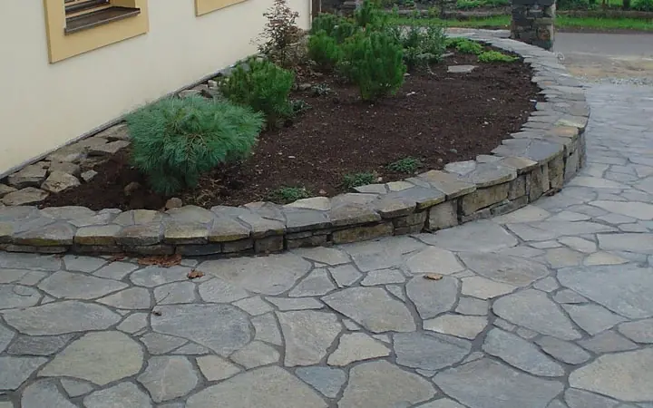 Bild zu den Informationen zu Natursteinhandel Alltag