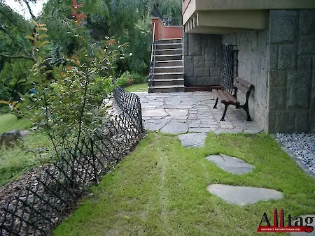 Bild in der Bildergallerie zu Basalt Polygonalplatten