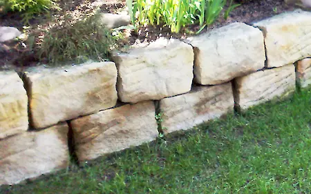 Bild in der Bildergallerie zu Sandstein Mauersteine