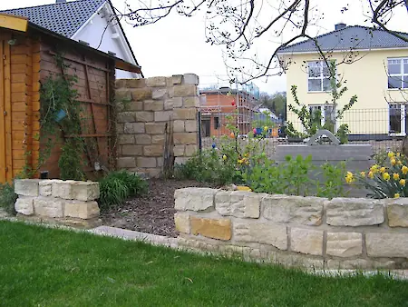 Bild in der Bildergallerie zu Sandstein Mauersteine